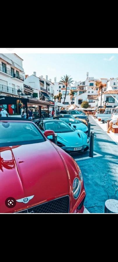 Appartamento Heart Of Puerto Banus Newly Renavated Free Parking , Wifi ,Pool,Gym,Padel Court Marbella Esterno foto